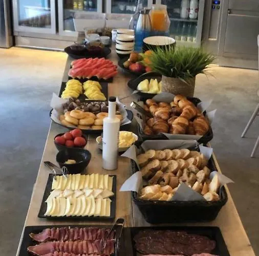 Ses Negres Hotel 2*