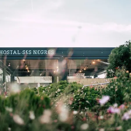 Ses Negres Hotel 2*